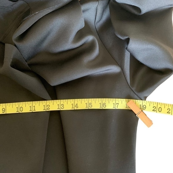 Lu & Lu black waist belted jacket. - Picture 13 of 16